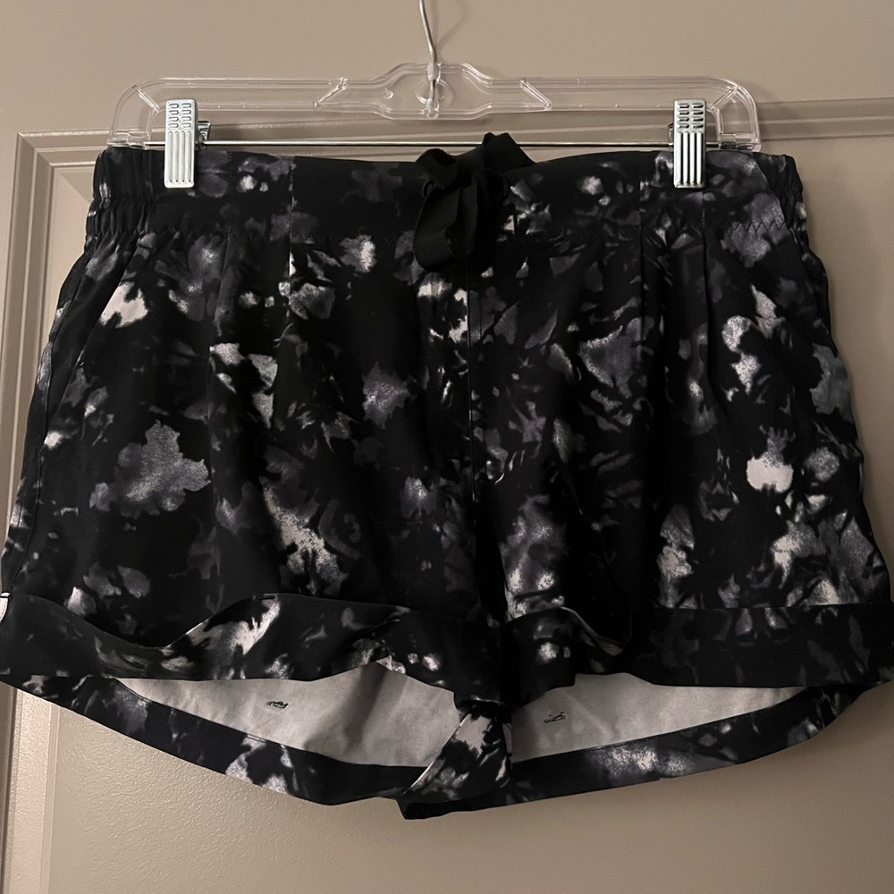 Black and White lululemon Shorts